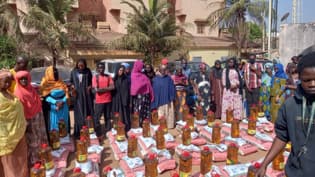 Distribution de kits alimentaires