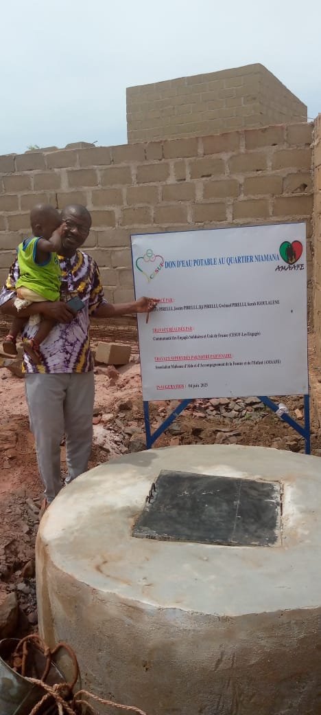 Accès à l'eau potable — puits communautaires